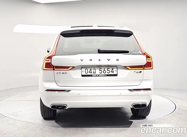 Volvo XC60 2019 2.0 автомат (гидро), миниатюра 4 Volvo XC60 2019 2.0 автомат (гидро), миниатюра 4
