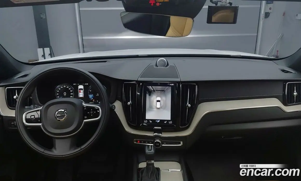 Volvo XC60 2019 2.0 автомат (гидро), фото 7 Volvo XC60 2019 2.0 автомат (гидро), фото 7