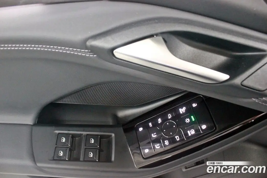 Audi A6 e-tron 2025 автомат (гидро), фото 10 Audi A6 e-tron 2025 автомат (гидро), фото 10
