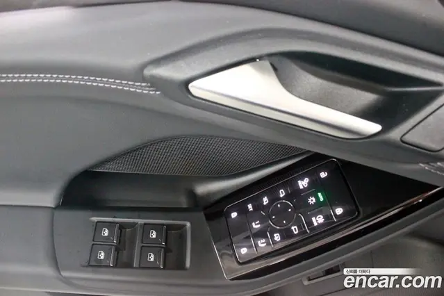 Audi A6 e-tron 2025 автомат (гидро), миниатюра 10 Audi A6 e-tron 2025 автомат (гидро), миниатюра 10