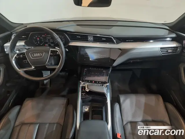 Audi e-tron 2023 0.2 автомат (гидро), миниатюра 11 Audi e-tron 2023 0.2 автомат (гидро), миниатюра 11