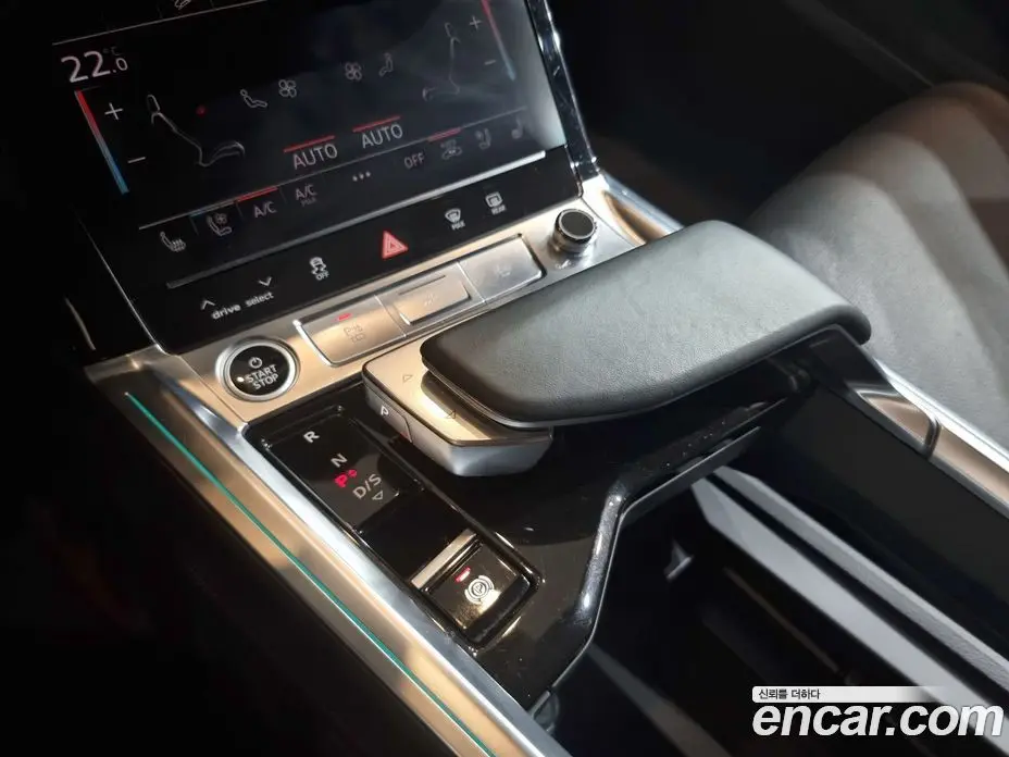 Audi e-tron 2023 0.2 автомат (гидро), фото 9 Audi e-tron 2023 0.2 автомат (гидро), фото 9