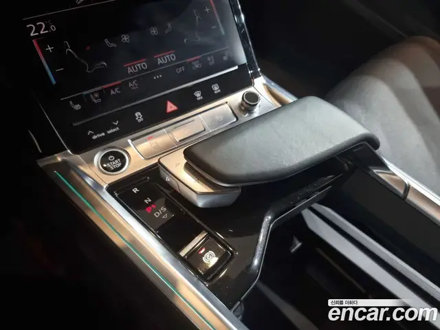 Audi e-tron 2023 0.2 автомат (гидро), миниатюра 9 Audi e-tron 2023 0.2 автомат (гидро), миниатюра 9