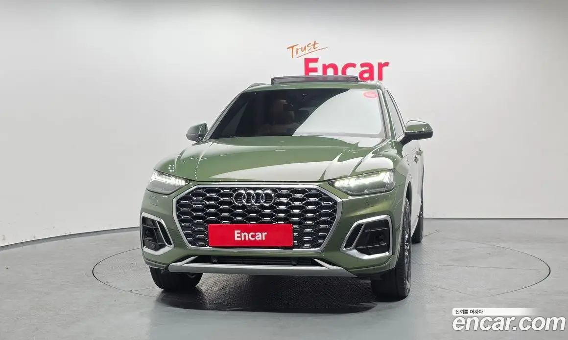 Audi Q5 2022 2.0 автомат (гидро), фото 3