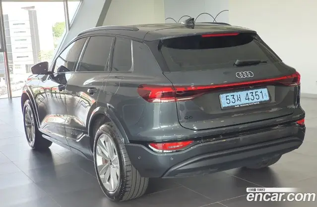 Audi Q6 e-tron 2025 0.2 автомат (гидро), миниатюра 2 Audi Q6 e-tron 2025 0.2 автомат (гидро), миниатюра 2