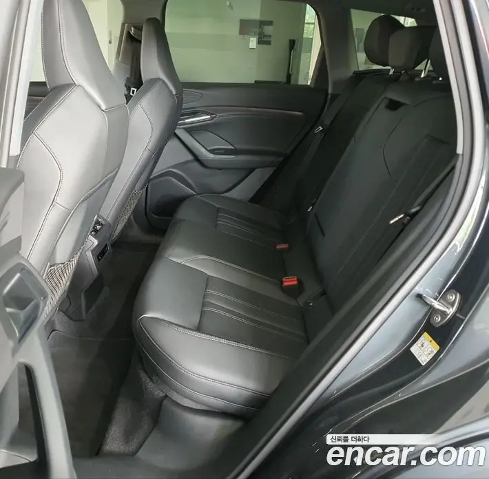 Audi Q6 e-tron 2025 0.2 автомат (гидро), фото 11 Audi Q6 e-tron 2025 0.2 автомат (гидро), фото 11