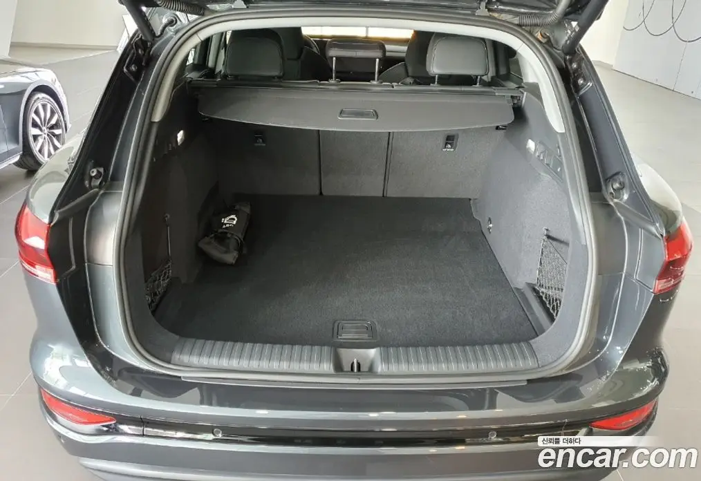 Audi Q6 e-tron 2025 0.2 автомат (гидро), фото 15 Audi Q6 e-tron 2025 0.2 автомат (гидро), фото 15