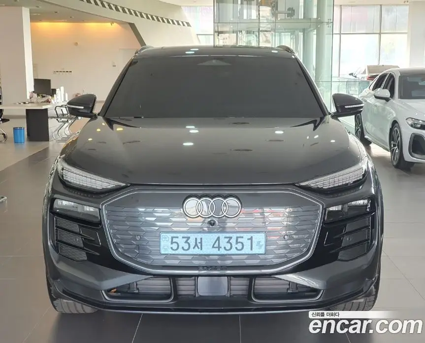 Audi Q6 e-tron 2025 0.2 автомат (гидро), фото 3 Audi Q6 e-tron 2025 0.2 автомат (гидро), фото 3