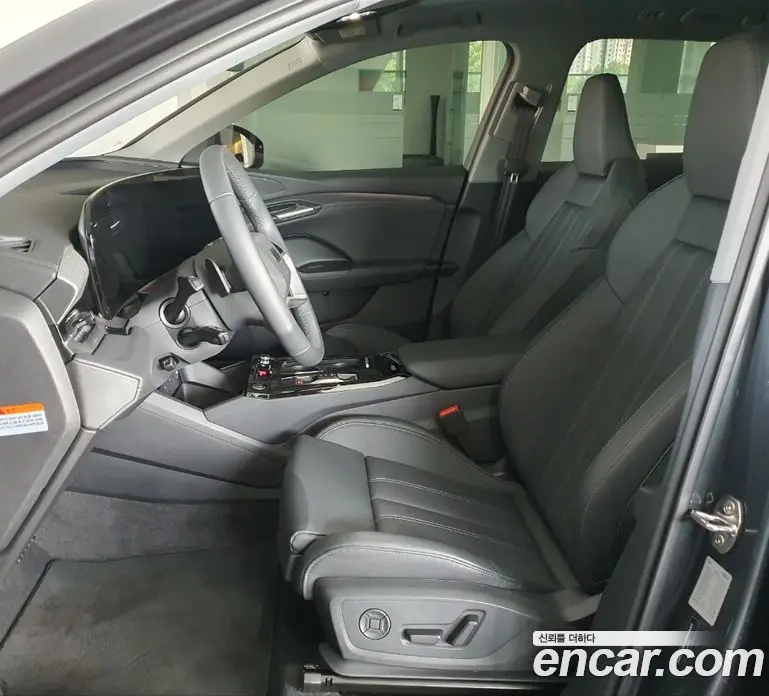 Audi Q6 e-tron 2025 0.2 автомат (гидро), фото 10 Audi Q6 e-tron 2025 0.2 автомат (гидро), фото 10