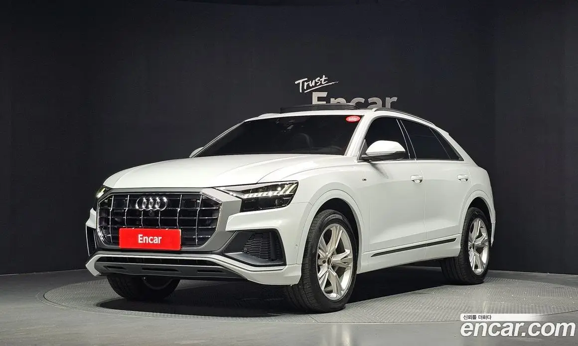 Audi Q8 2023 3.0 автомат (гидро), фото 1 Audi Q8 2023 3.0 автомат (гидро), фото 1