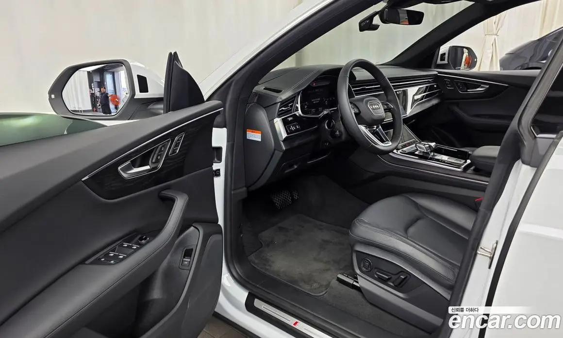 Audi Q8 2023 3.0 автомат (гидро), фото 13 Audi Q8 2023 3.0 автомат (гидро), фото 13