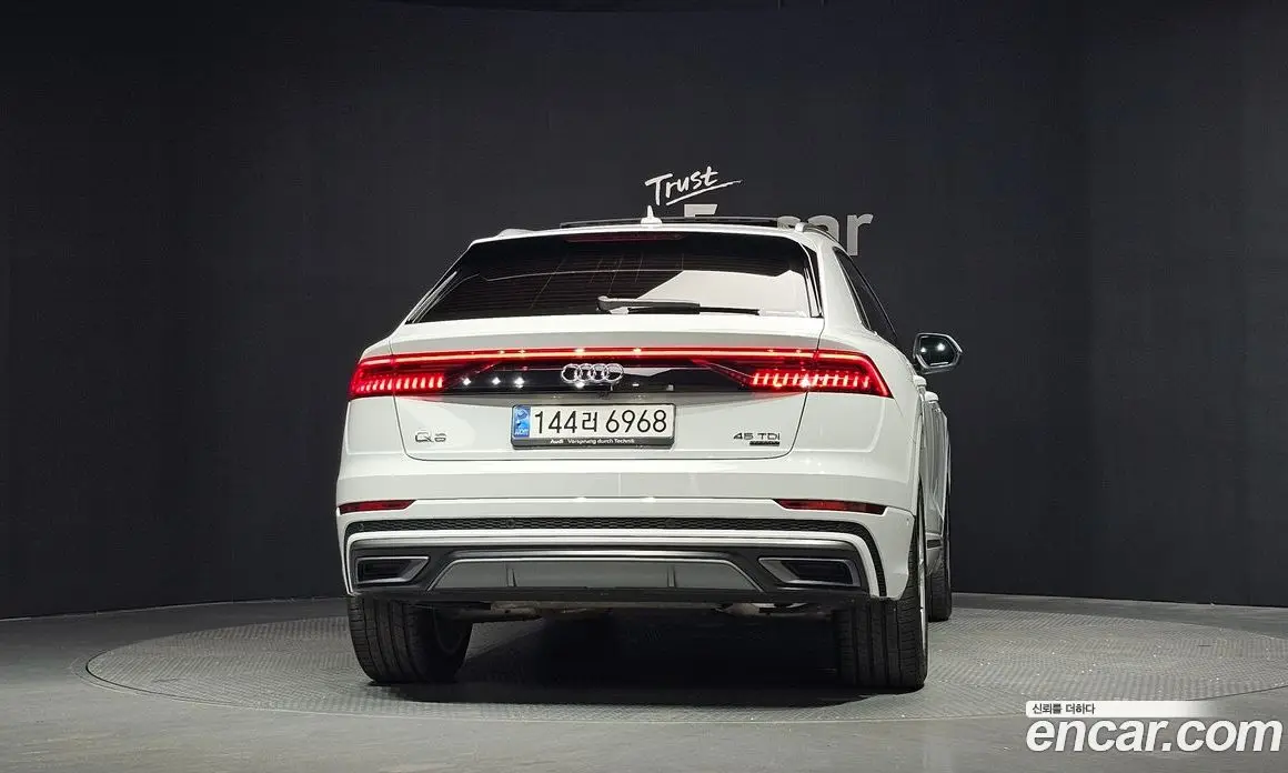 Audi Q8 2023 3.0 автомат (гидро), фото 4 Audi Q8 2023 3.0 автомат (гидро), фото 4