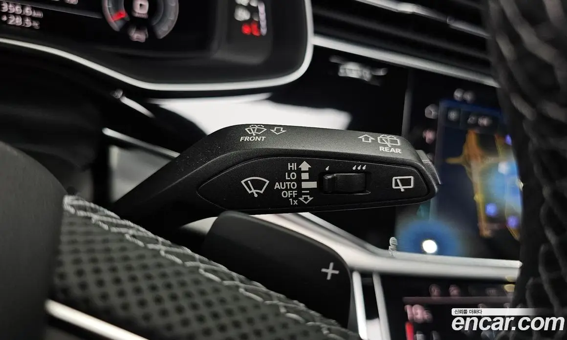 Audi Q8 2026 3.0 автомат (гидро), фото 31 Audi Q8 2026 3.0 автомат (гидро), фото 31