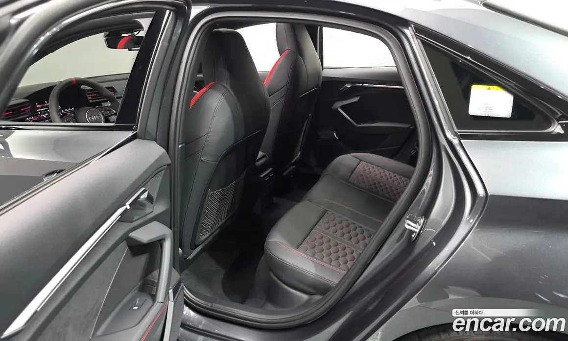 Audi RS3 2023 2.5 автомат (гидро), фото 12 Audi RS3 2023 2.5 автомат (гидро), фото 12