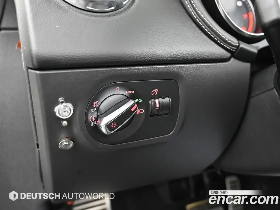 Audi TTS 2010 2.0 автомат (гидро), фото 15