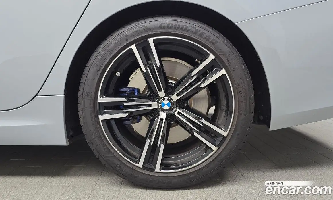 BMW 3 серия 2024 2.0 автомат (гидро), фото 6 BMW 3 серия 2024 2.0 автомат (гидро), фото 6