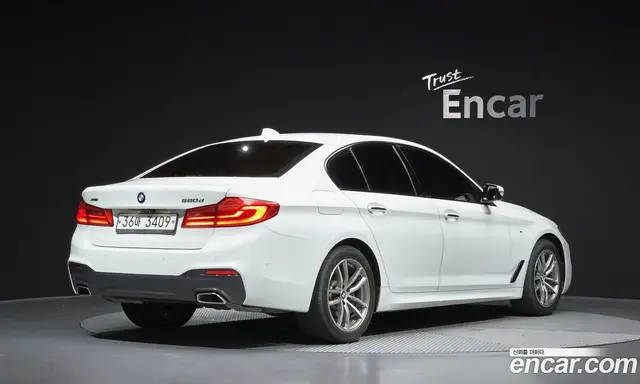 BMW 5 серия 2017 2.0 автомат (гидро), миниатюра 1 BMW 5 серия 2017 2.0 автомат (гидро), миниатюра 1