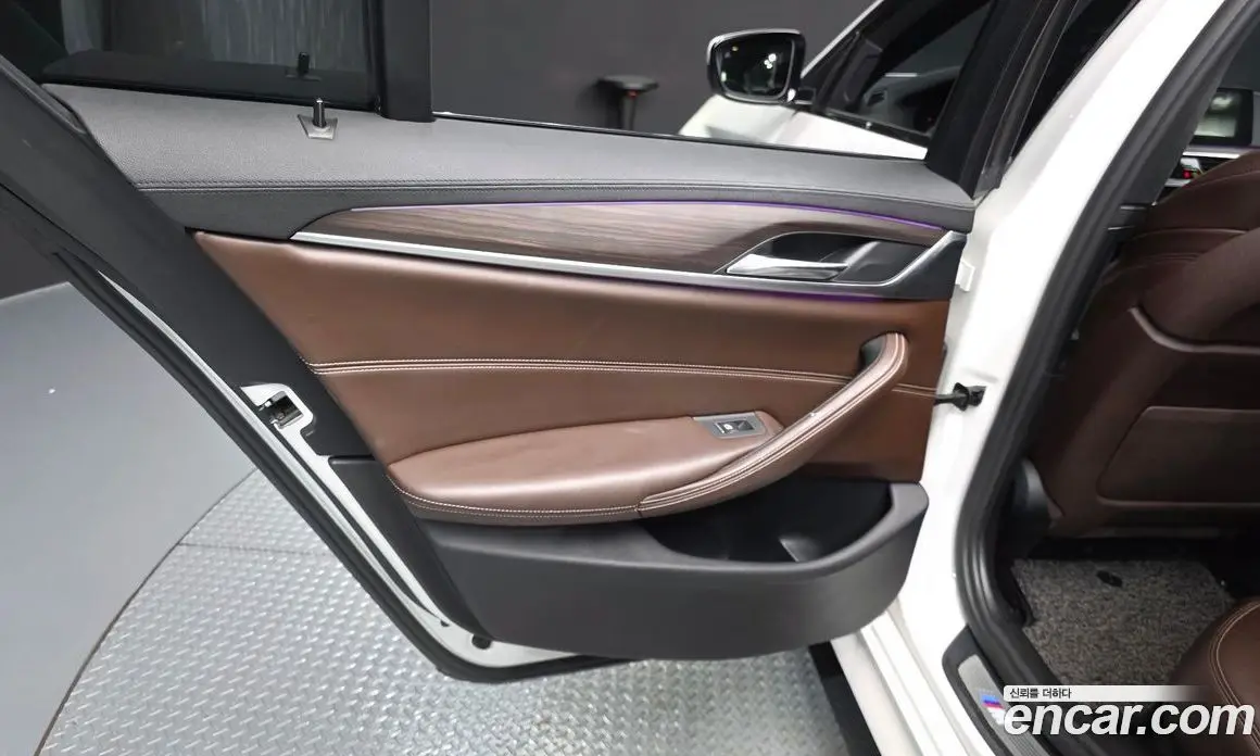 BMW 5 серия 2017 2.0 автомат (гидро), фото 14 BMW 5 серия 2017 2.0 автомат (гидро), фото 14