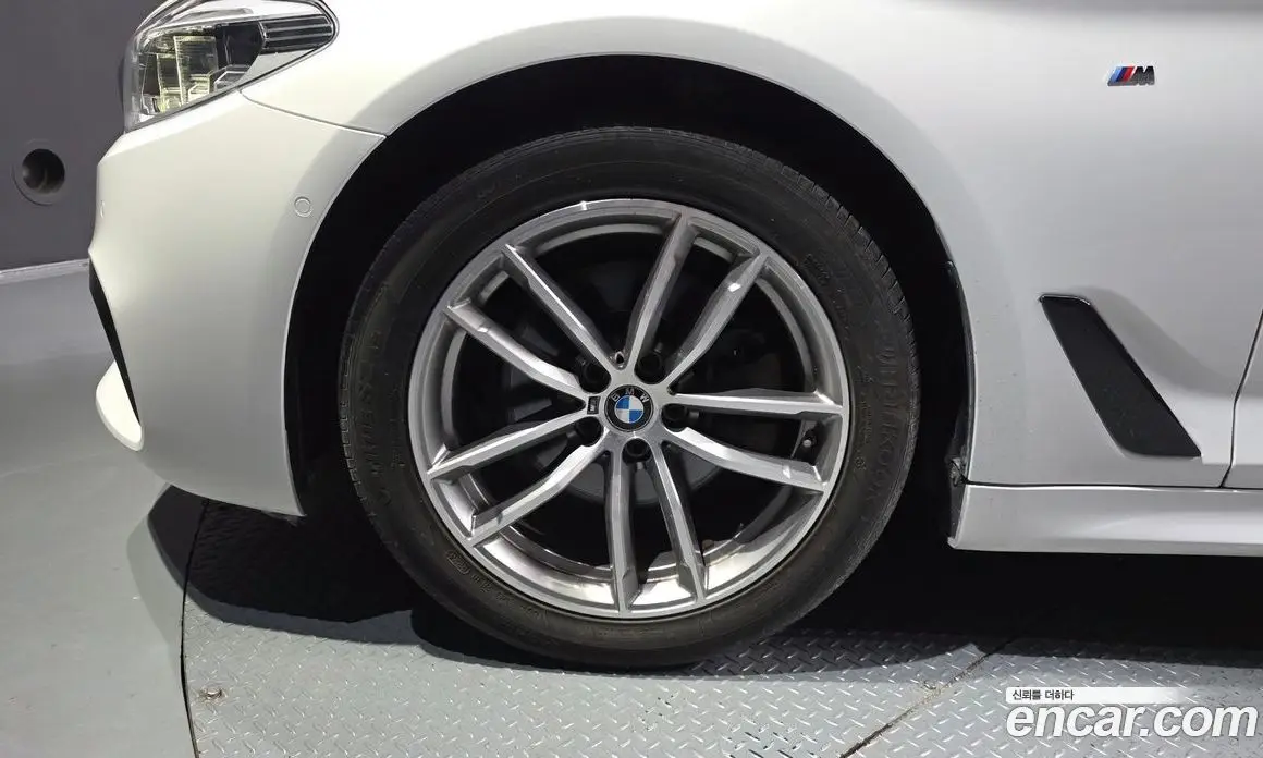 BMW 5 серия 2017 2.0 автомат (гидро), фото 4 BMW 5 серия 2017 2.0 автомат (гидро), фото 4