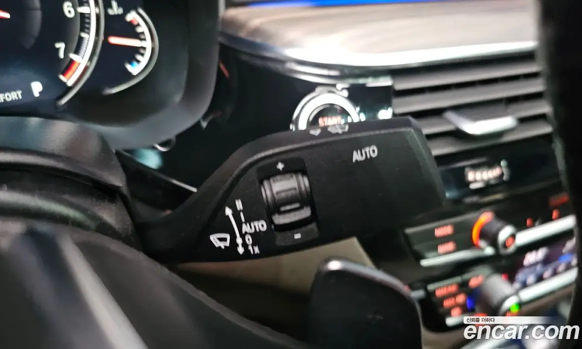 BMW 5 серия 2018 2.0 автомат (гидро), фото 32