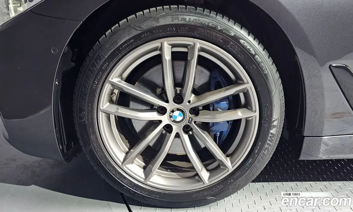 BMW 5 серия 2018 2.0 автомат (гидро), фото 5