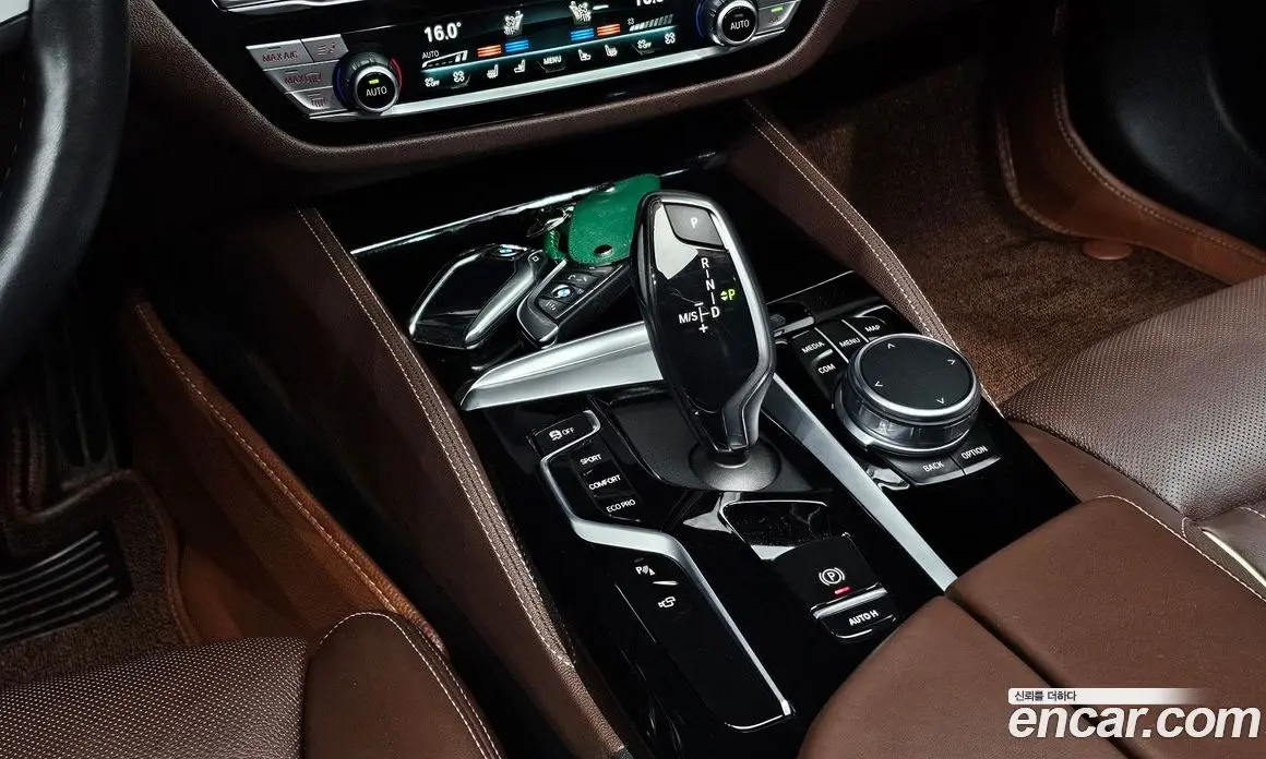 BMW 5 серия 2023 2.0 автомат (гидро), фото 11