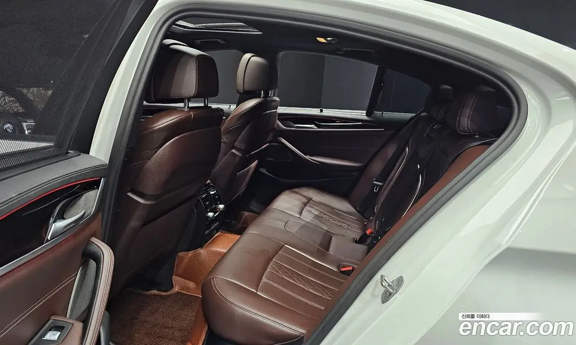BMW 5 серия 2023 2.0 автомат (гидро), фото 17