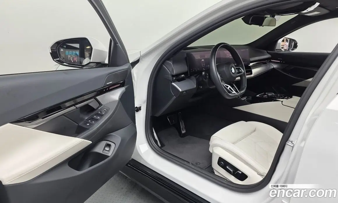 BMW 5 серия 2024 2.0 автомат (гидро), фото 12 BMW 5 серия 2024 2.0 автомат (гидро), фото 12