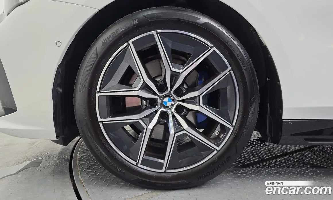 BMW 5 серия 2024 2.0 автомат (гидро), фото 4 BMW 5 серия 2024 2.0 автомат (гидро), фото 4