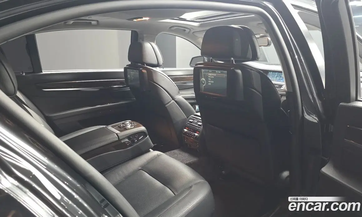 BMW 7 серия 2011 4.4 автомат (гидро), фото 12 BMW 7 серия 2011 4.4 автомат (гидро), фото 12