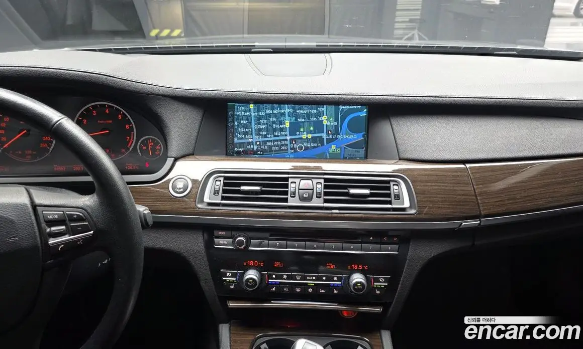 BMW 7 серия 2011 4.4 автомат (гидро), фото 14 BMW 7 серия 2011 4.4 автомат (гидро), фото 14