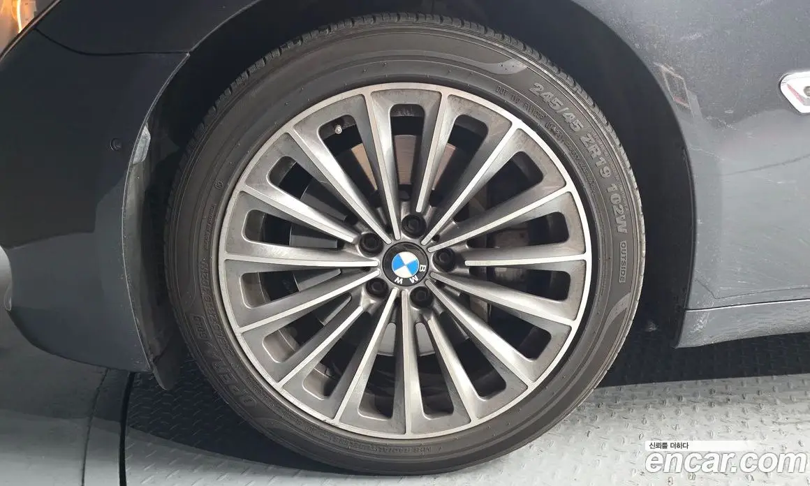 BMW 7 серия 2011 4.4 автомат (гидро), фото 5 BMW 7 серия 2011 4.4 автомат (гидро), фото 5