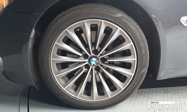 BMW 7 серия 2011 4.4 автомат (гидро), миниатюра 5 BMW 7 серия 2011 4.4 автомат (гидро), миниатюра 5