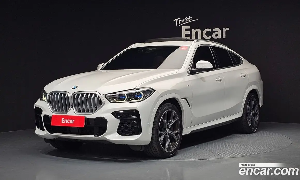 BMW X6 2022 3.0 автомат (гидро), фото 1 BMW X6 2022 3.0 автомат (гидро), фото 1