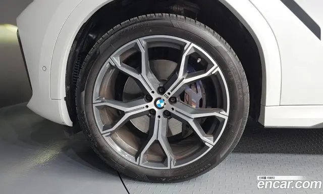 BMW X6 2022 3.0 автомат (гидро), миниатюра 5 BMW X6 2022 3.0 автомат (гидро), миниатюра 5