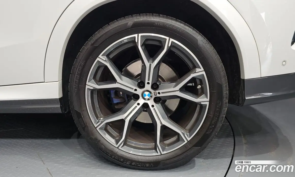 BMW X6 2022 3.0 автомат (гидро), фото 7 BMW X6 2022 3.0 автомат (гидро), фото 7
