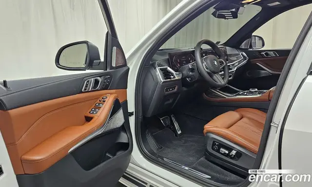 BMW X7 2025 3.0 автомат (гидро), миниатюра 12