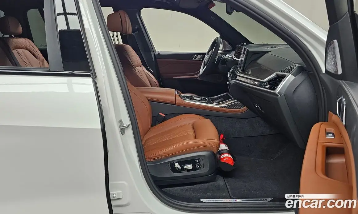BMW X7 2025 3.0 автомат (гидро), фото 15 BMW X7 2025 3.0 автомат (гидро), фото 15