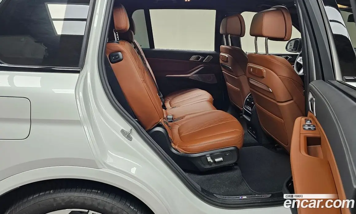 BMW X7 2025 3.0 автомат (гидро), фото 16 BMW X7 2025 3.0 автомат (гидро), фото 16