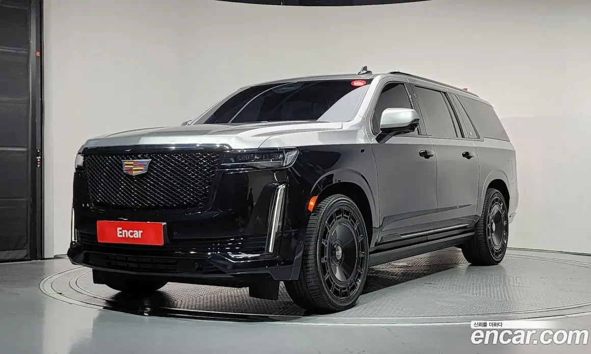 Cadillac Escalade 2022 6.2 автомат (гидро), фото 1 Cadillac Escalade 2022 6.2 автомат (гидро), фото 1