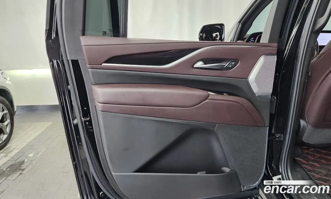 Cadillac Escalade 2022 6.2 автомат (гидро), фото 15 Cadillac Escalade 2022 6.2 автомат (гидро), фото 15