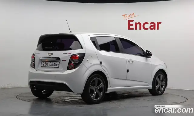 Chevrolet Aveo 2016 1.4 автомат (гидро), миниатюра 2 Chevrolet Aveo 2016 1.4 автомат (гидро), миниатюра 2