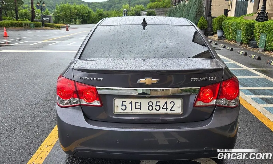 Chevrolet Cruze 2011 2.0 автомат (гидро), фото 4
