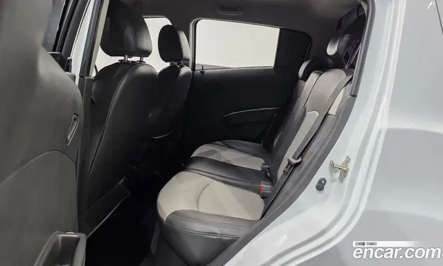 Chevrolet Spark 2011 1.0 автомат (гидро), миниатюра 12