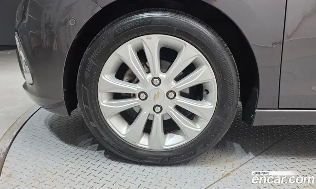 Chevrolet Spark 2015 1.0 автомат (гидро), миниатюра 5 Chevrolet Spark 2015 1.0 автомат (гидро), миниатюра 5