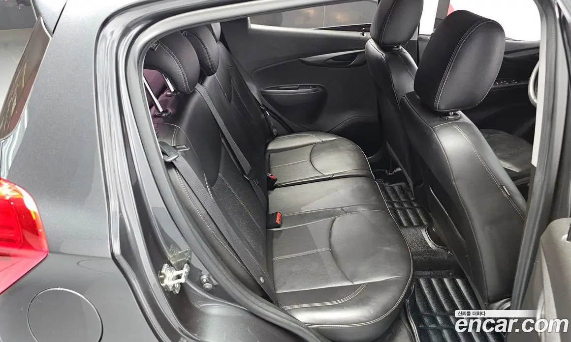 Chevrolet Spark 2016 1.0 автомат (гидро), фото 11 Chevrolet Spark 2016 1.0 автомат (гидро), фото 11