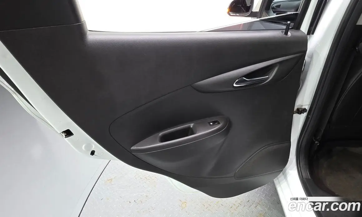 Chevrolet Spark 2016 1.0 автомат (гидро), фото 15 Chevrolet Spark 2016 1.0 автомат (гидро), фото 15