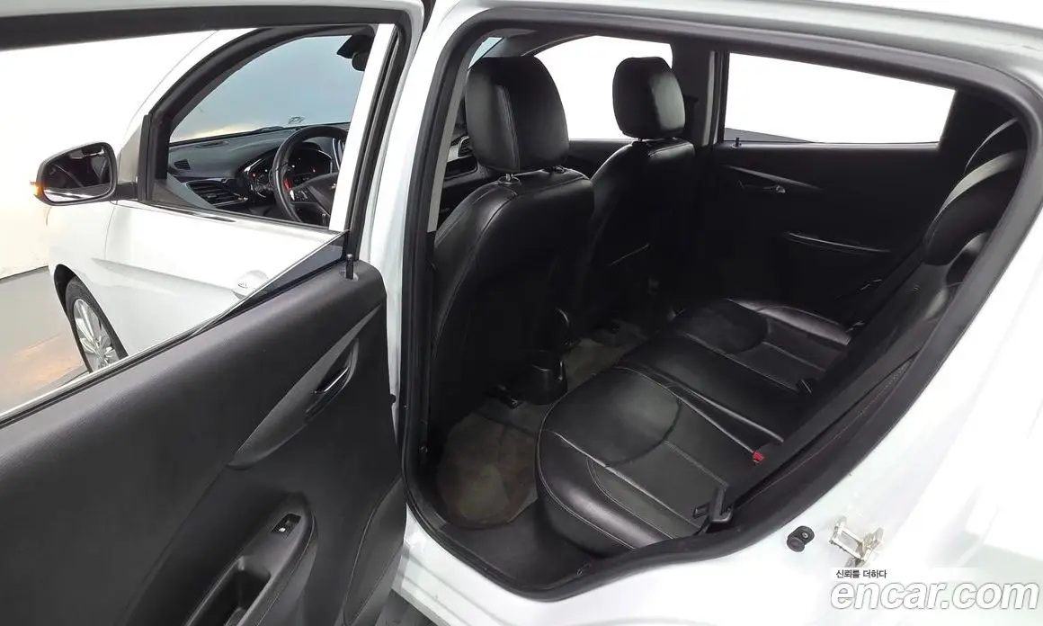 Chevrolet Spark 2016 1.0 автомат (гидро), фото 18 Chevrolet Spark 2016 1.0 автомат (гидро), фото 18