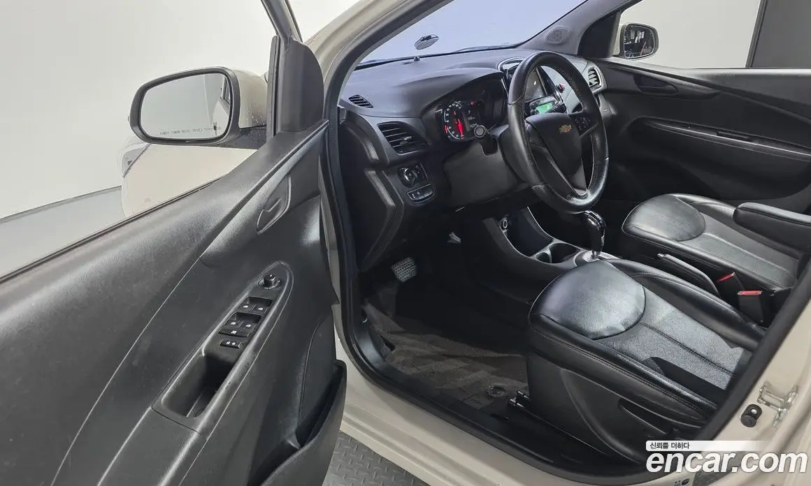 Chevrolet Spark 2016 1.0 автомат (гидро), фото 17 Chevrolet Spark 2016 1.0 автомат (гидро), фото 17