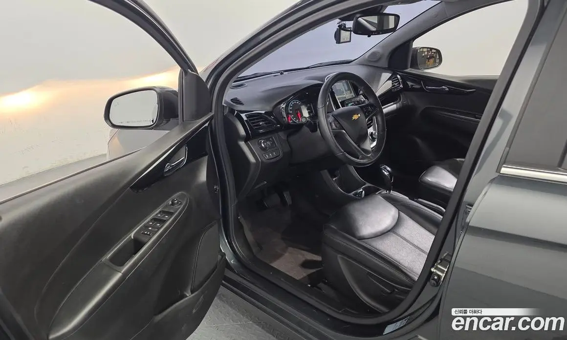 Chevrolet Spark 2017 1.0 автомат (гидро), фото 10 Chevrolet Spark 2017 1.0 автомат (гидро), фото 10